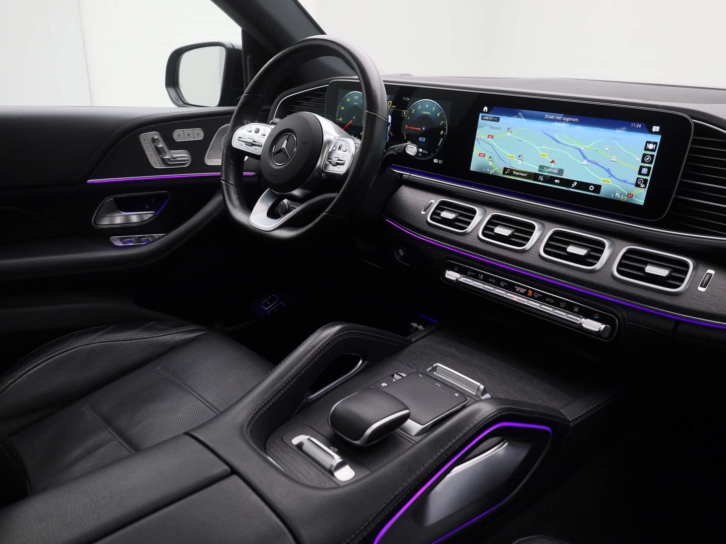 Mercedes-Benz Mercedes-Benz
