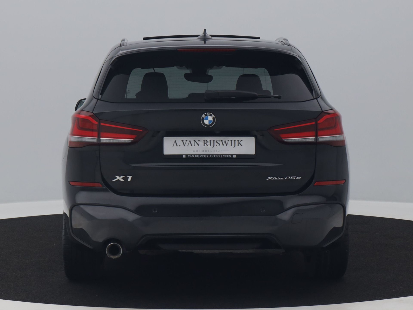 BMW BMW