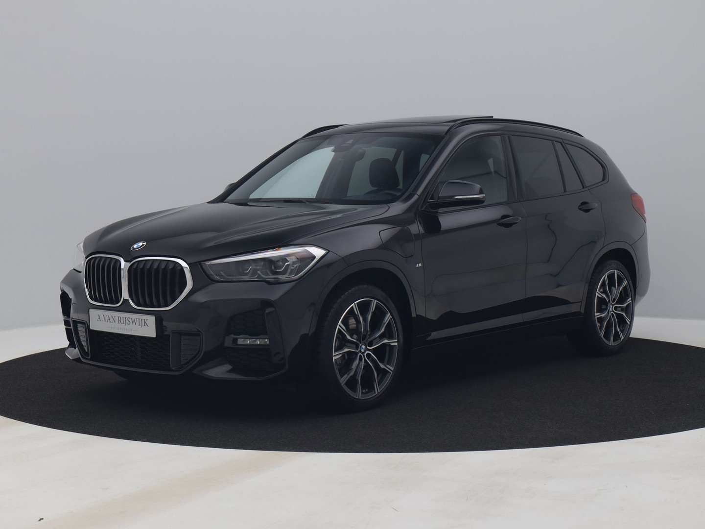 BMW BMW