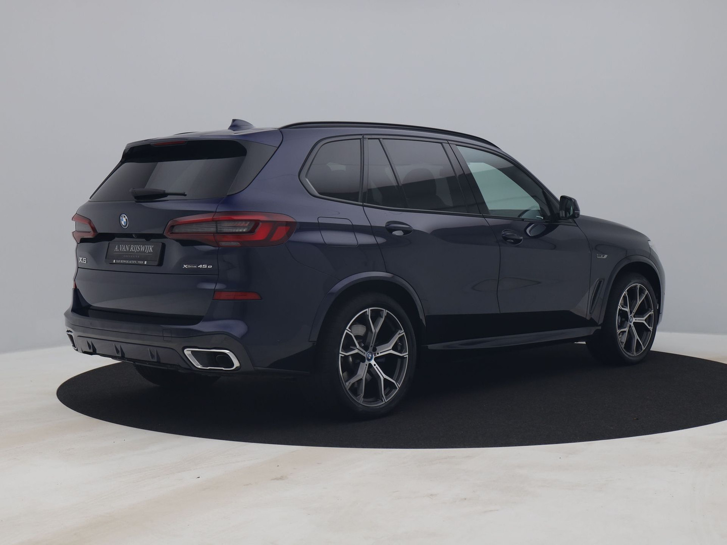 BMW BMW