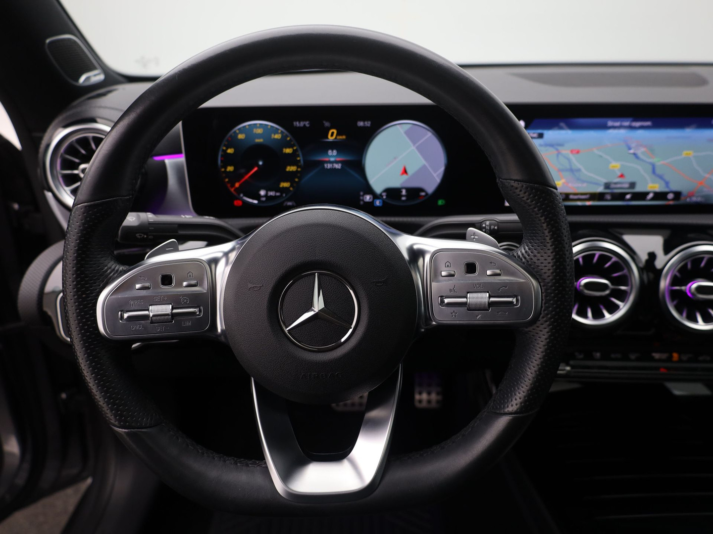 Mercedes-Benz Mercedes-Benz