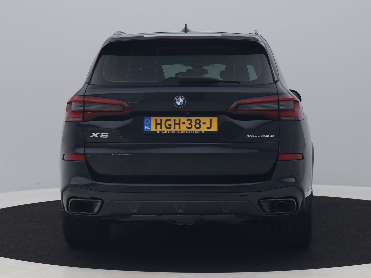 BMW BMW