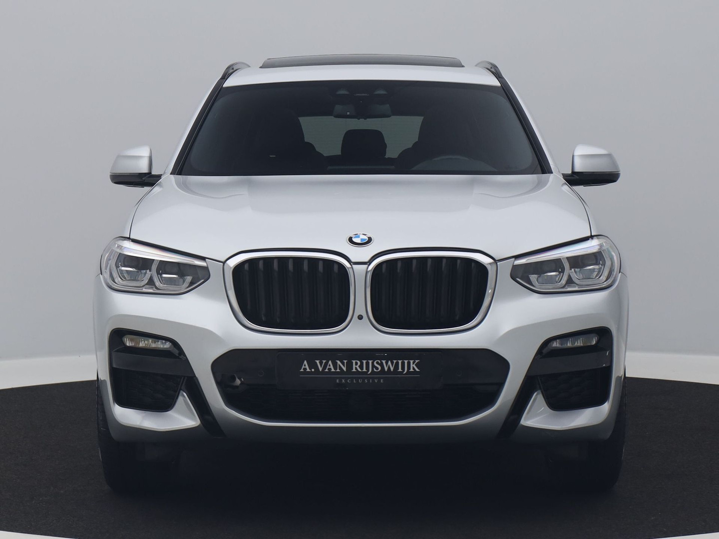 BMW BMW
