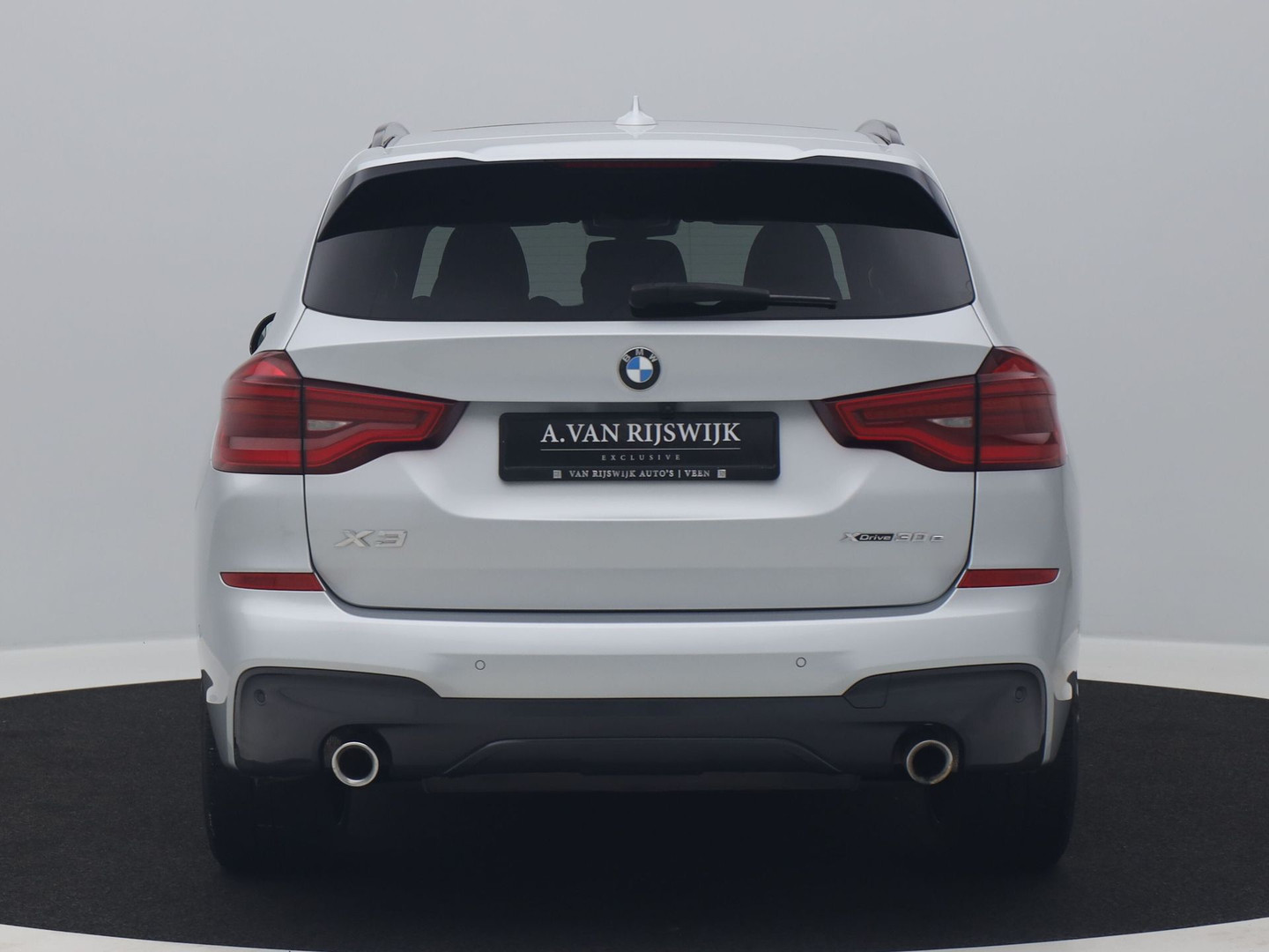 BMW BMW