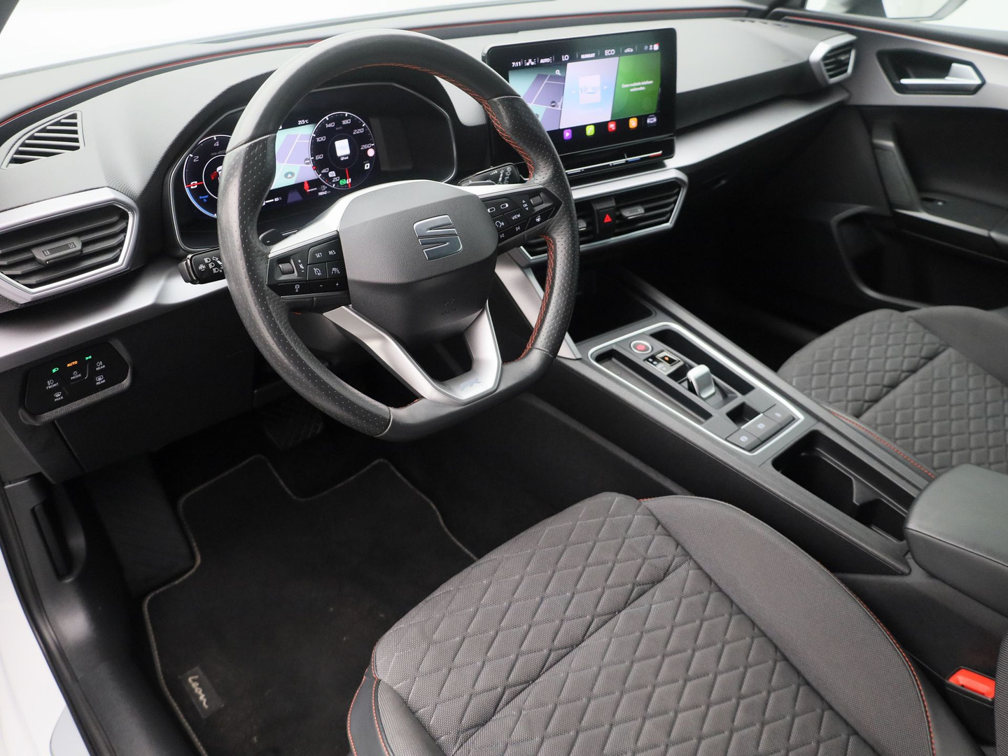 SEAT SEAT
