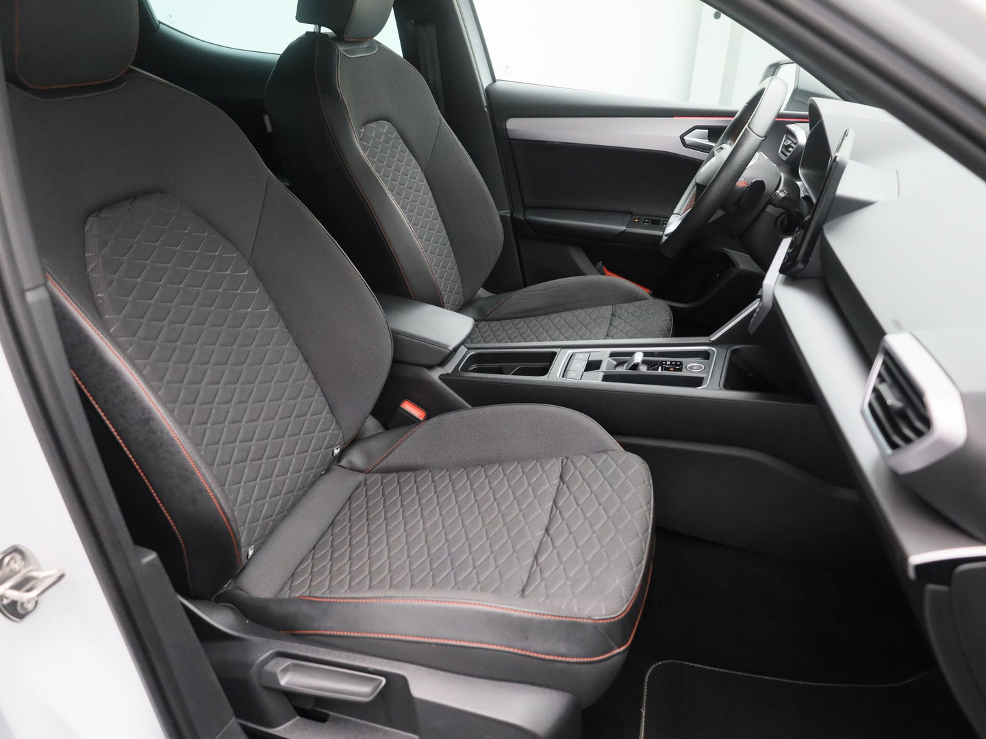 SEAT SEAT