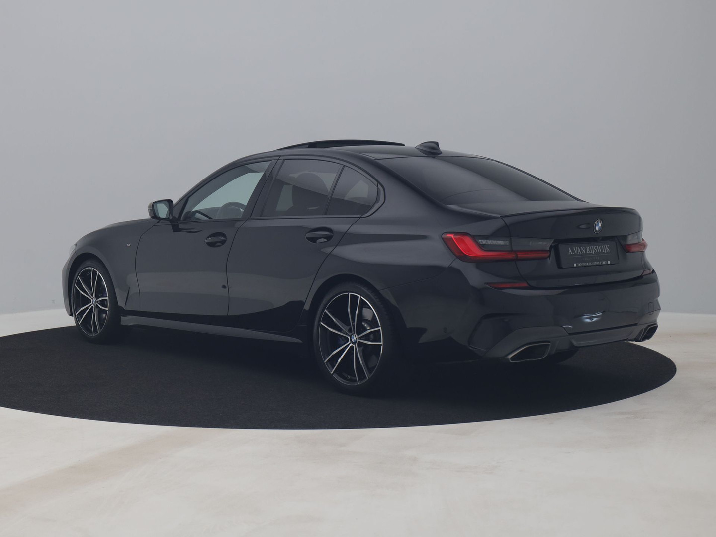 BMW BMW