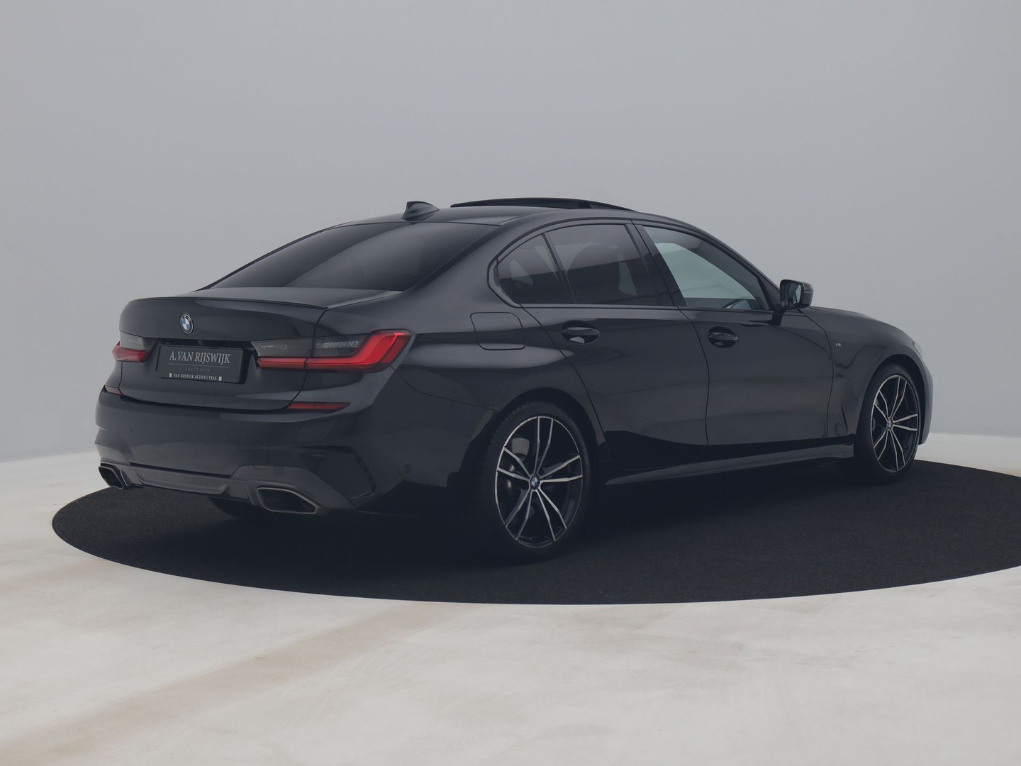 BMW BMW
