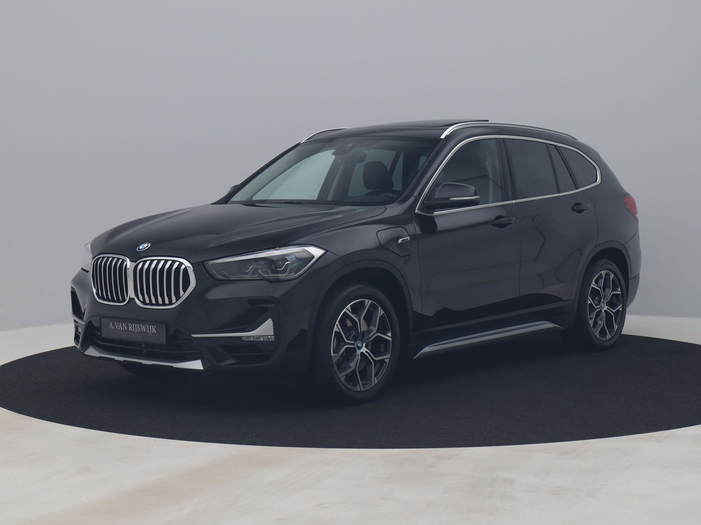 BMW BMW