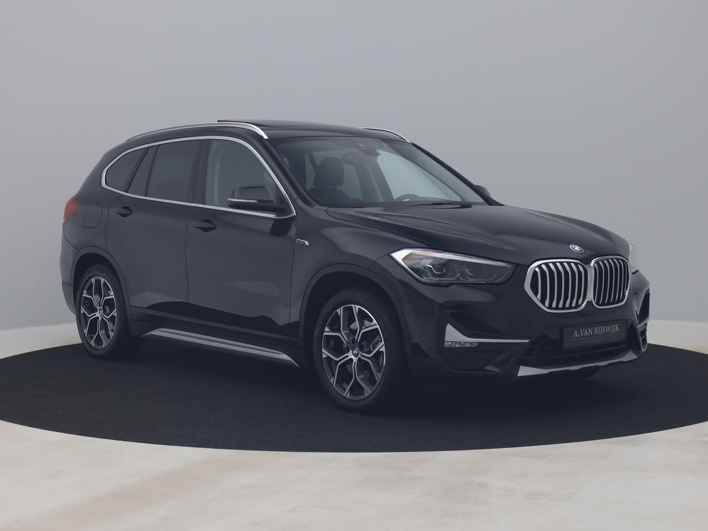 BMW BMW