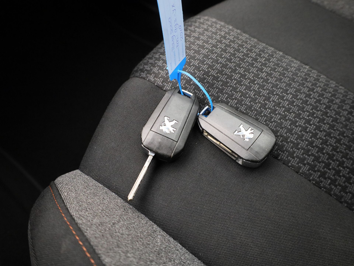 Peugeot Peugeot