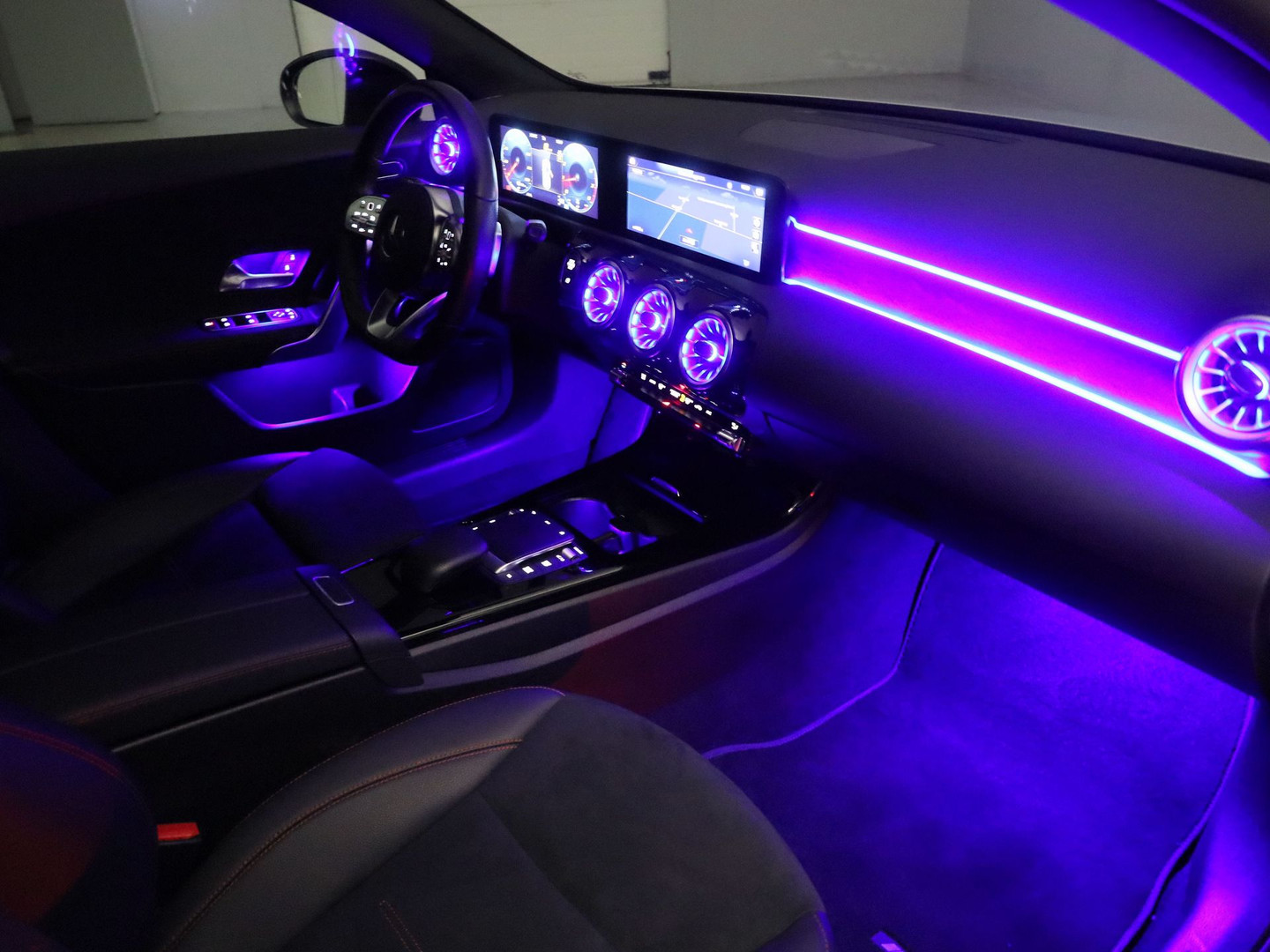 Mercedes-Benz Mercedes-Benz