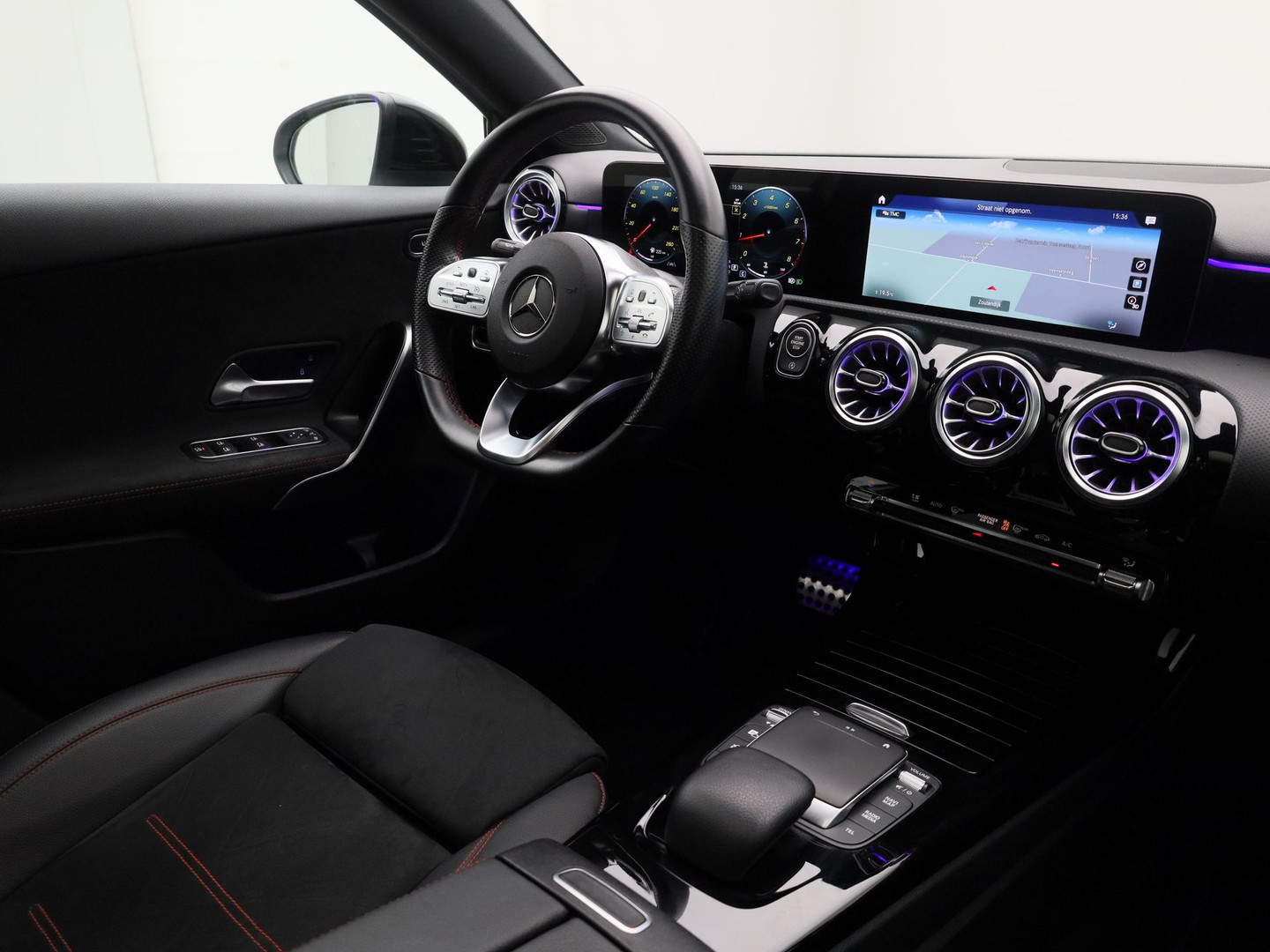 Mercedes-Benz Mercedes-Benz