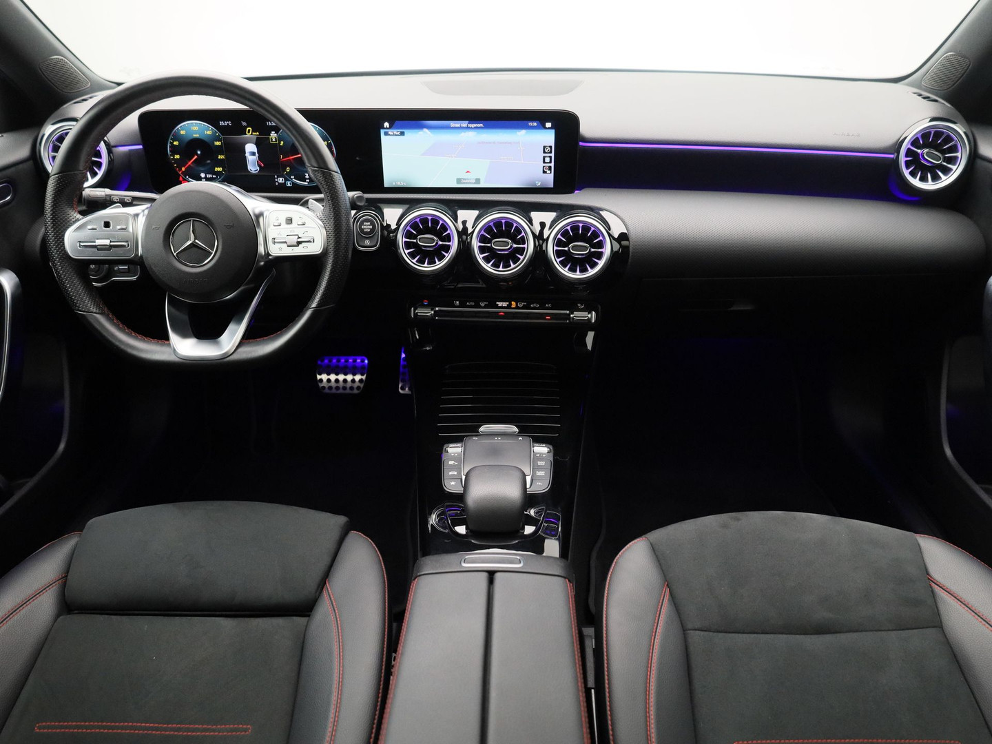 Mercedes-Benz Mercedes-Benz