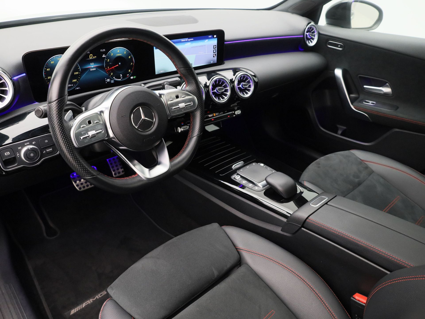 Mercedes-Benz Mercedes-Benz
