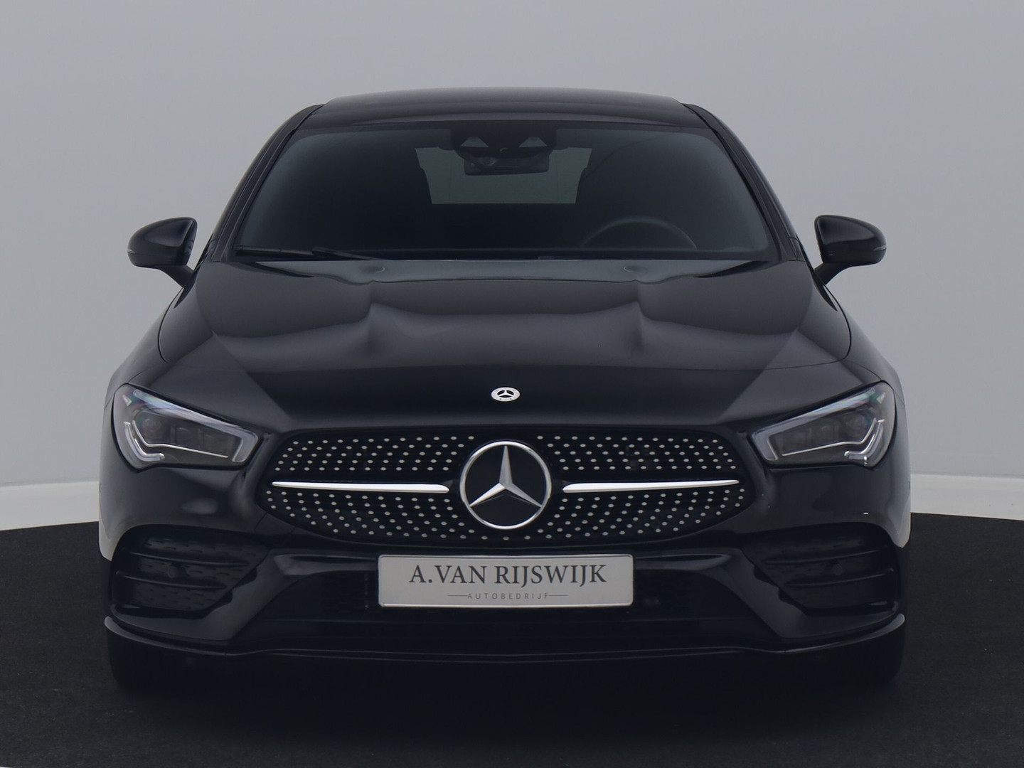 Mercedes-Benz Mercedes-Benz