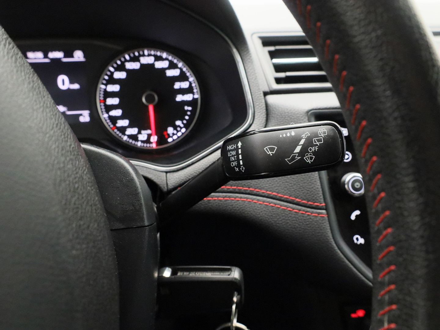 SEAT SEAT