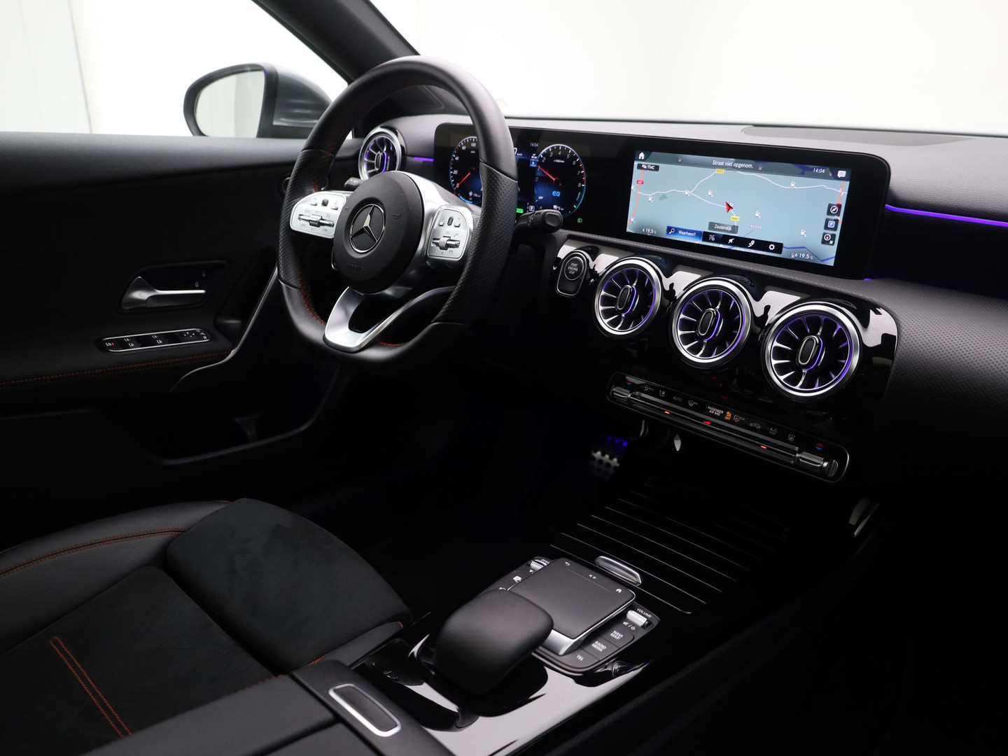 Mercedes-Benz Mercedes-Benz