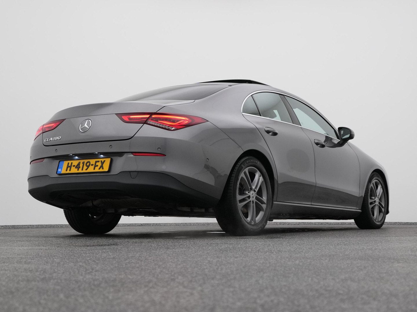 Mercedes-Benz Mercedes-Benz