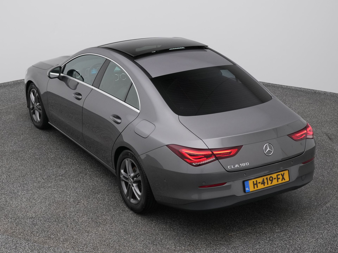 Mercedes-Benz Mercedes-Benz