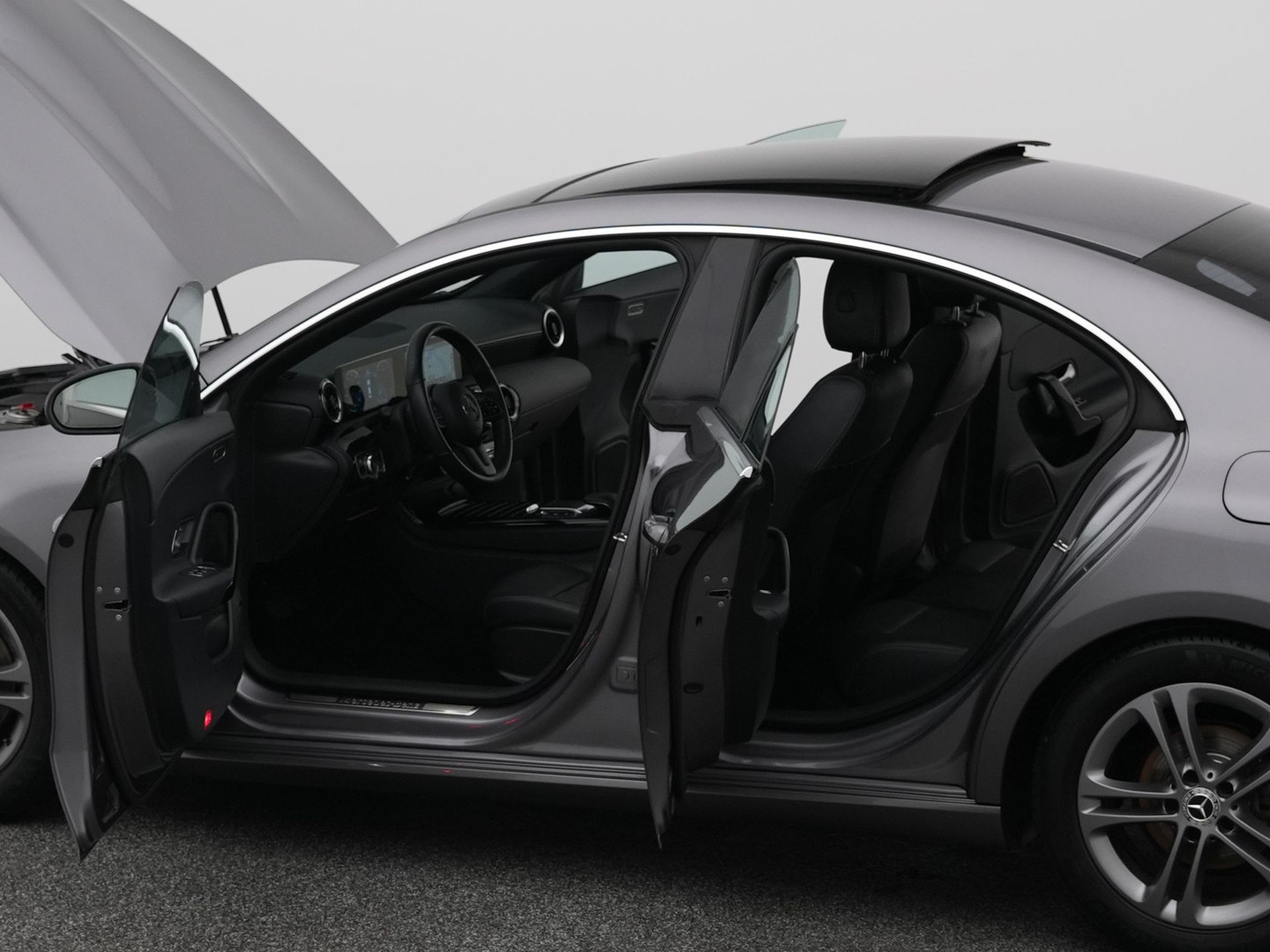 Mercedes-Benz Mercedes-Benz