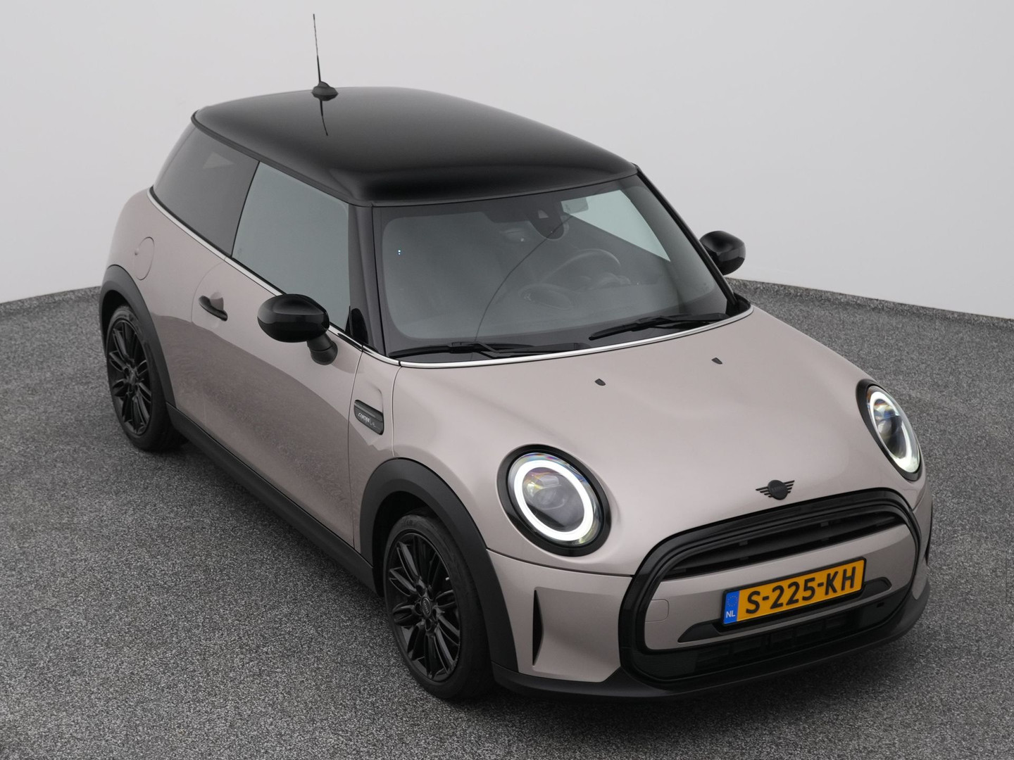 MINI