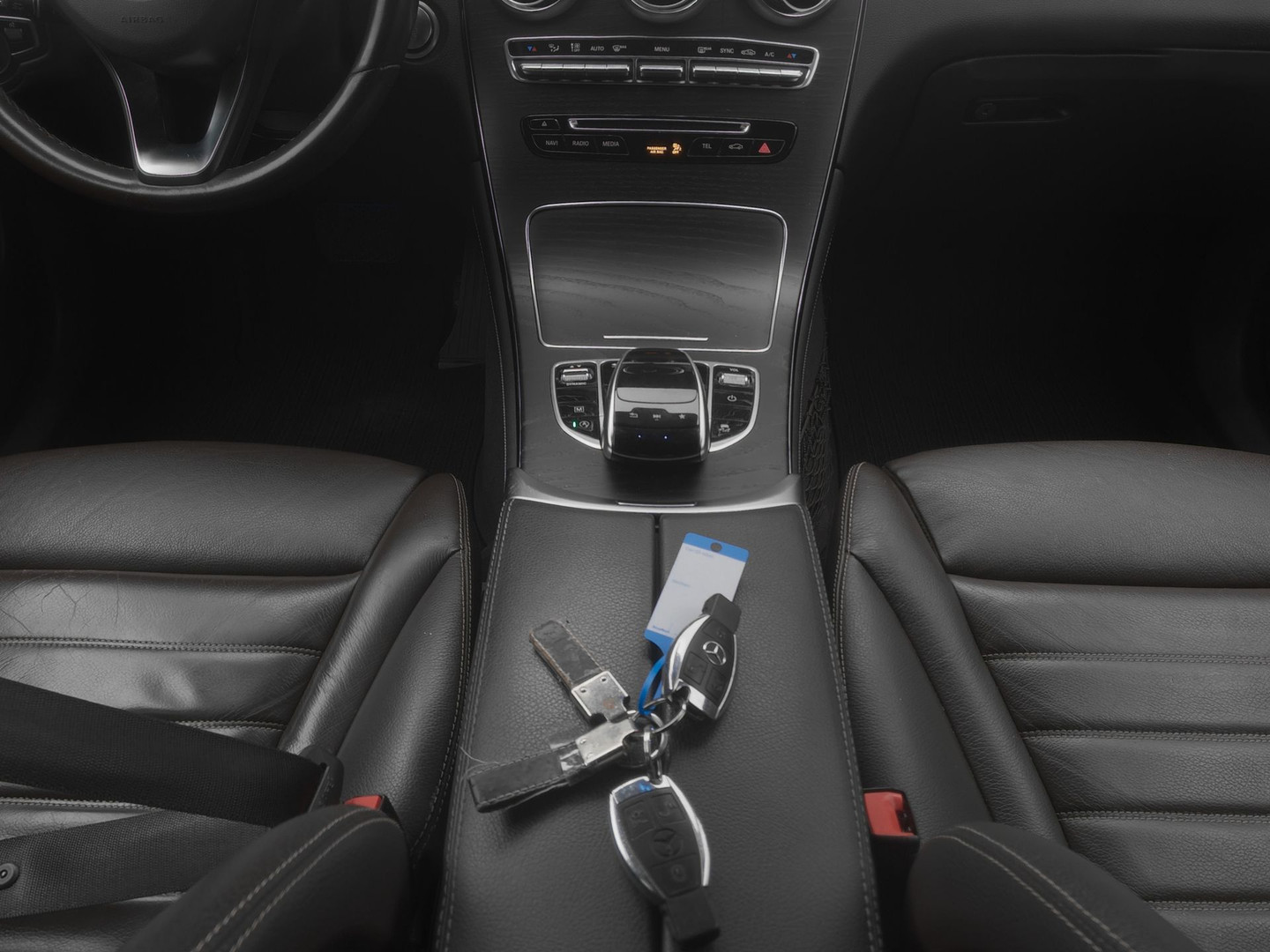 Mercedes-Benz Mercedes-Benz