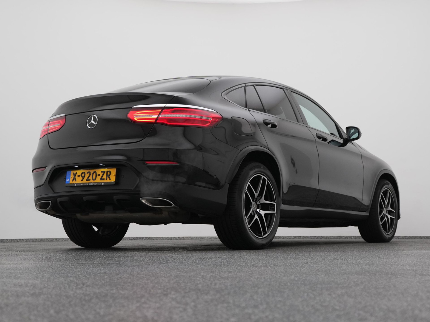 Mercedes-Benz Mercedes-Benz