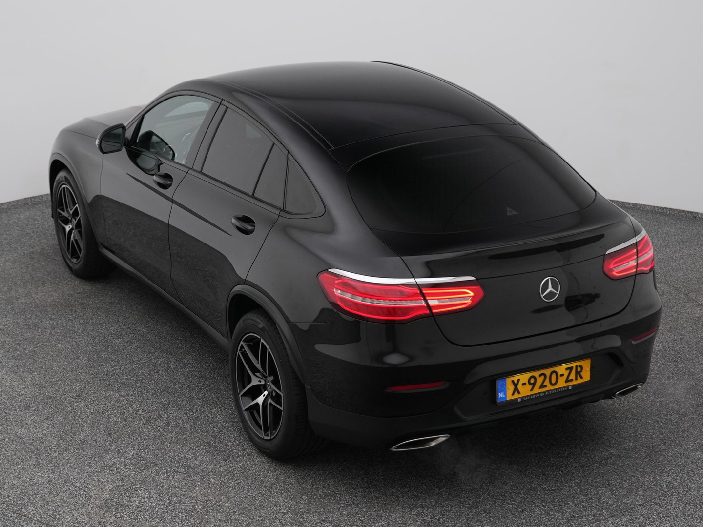 Mercedes-Benz Mercedes-Benz