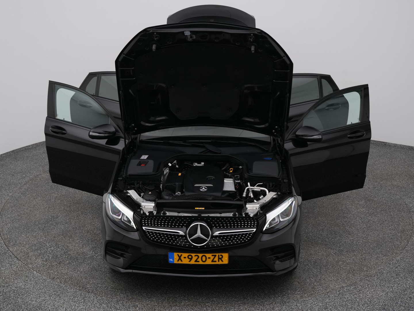 Mercedes-Benz Mercedes-Benz