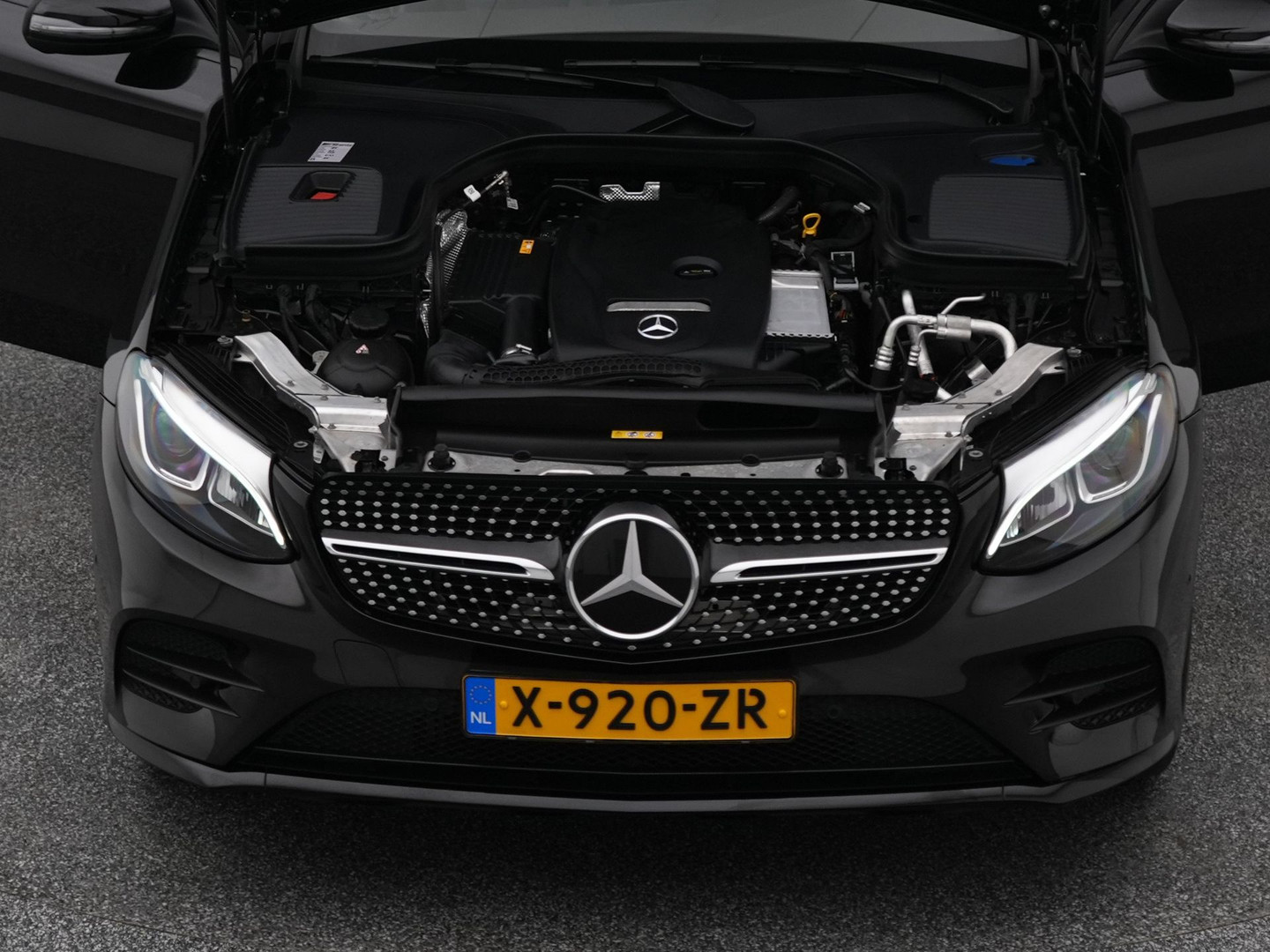 Mercedes-Benz Mercedes-Benz