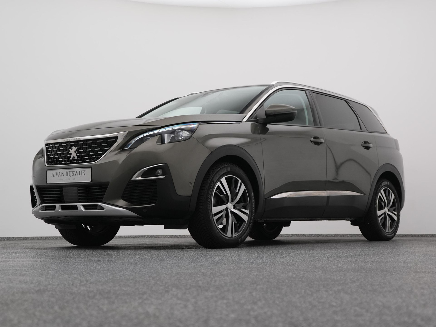 Peugeot Peugeot