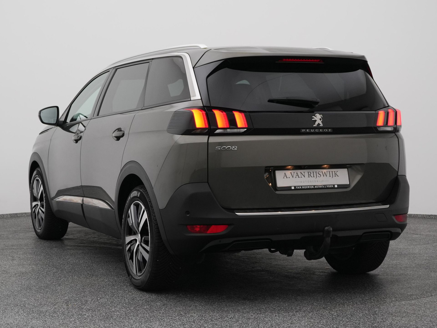 Peugeot Peugeot