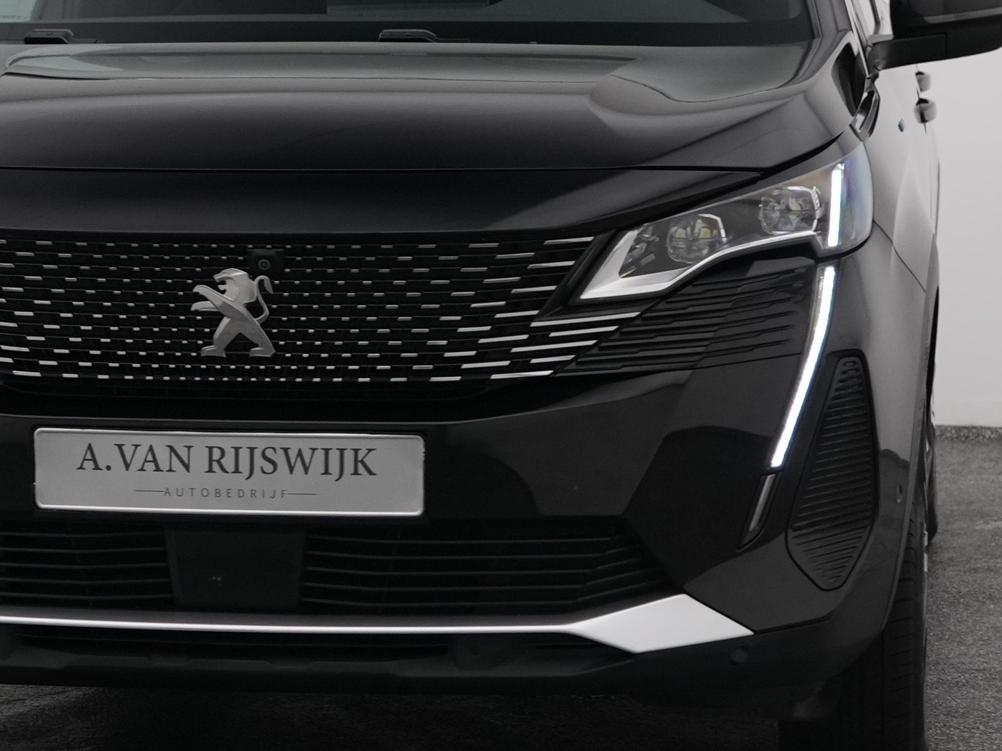 Peugeot Peugeot