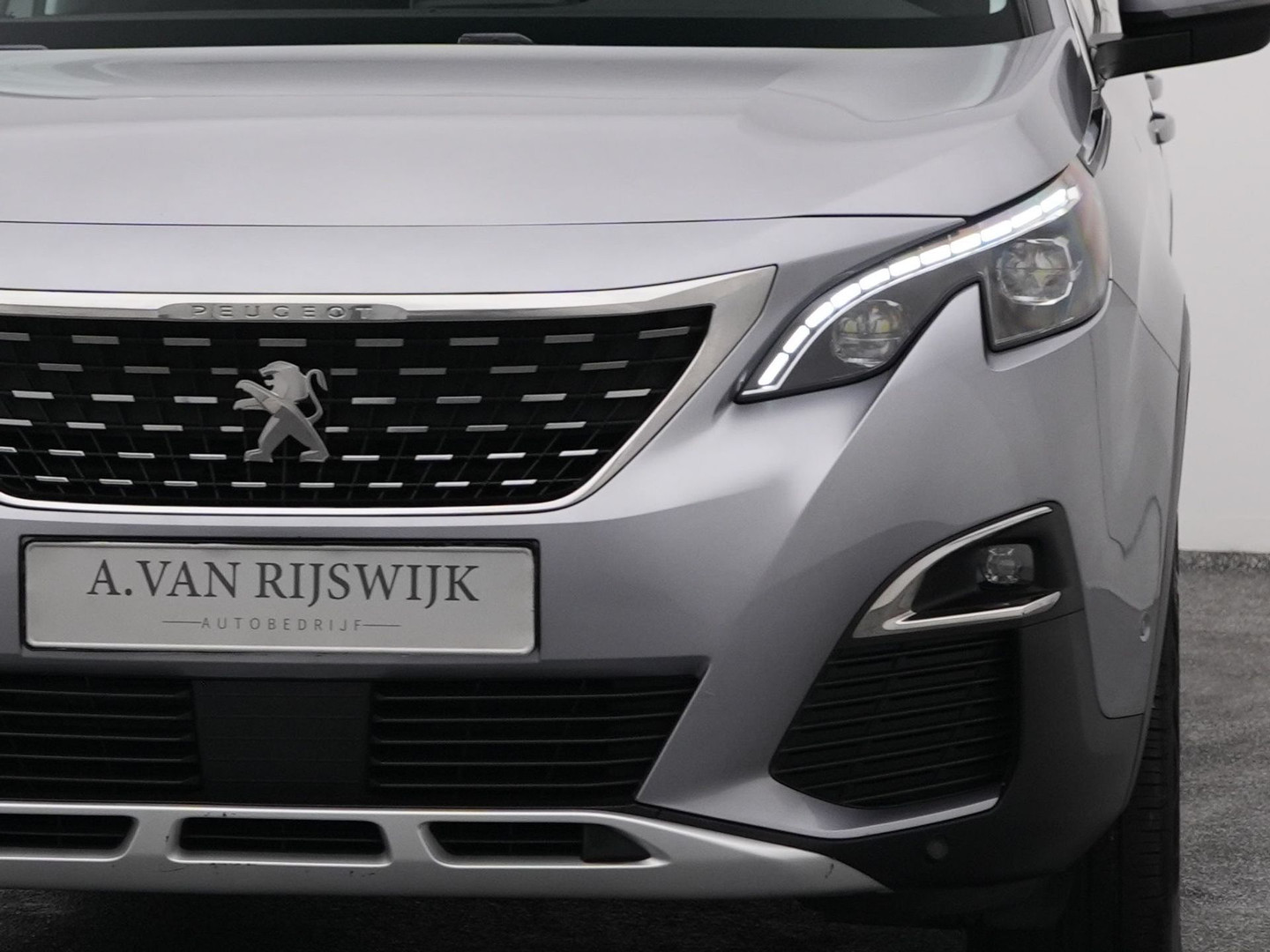 Peugeot Peugeot
