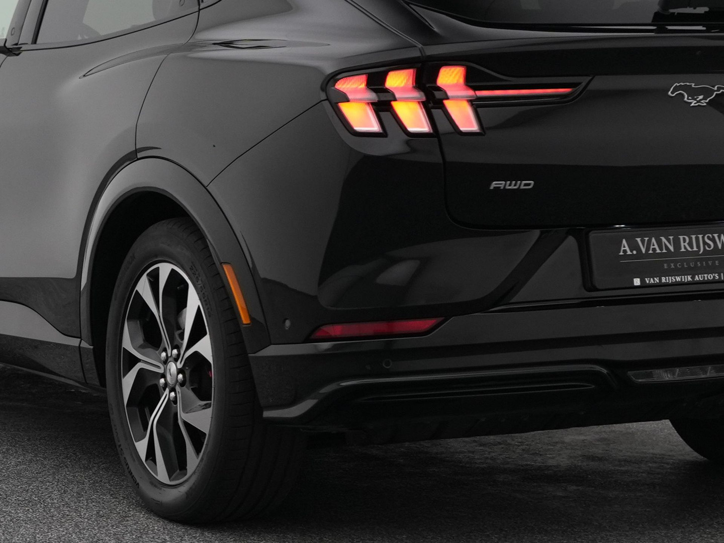 Ford Ford