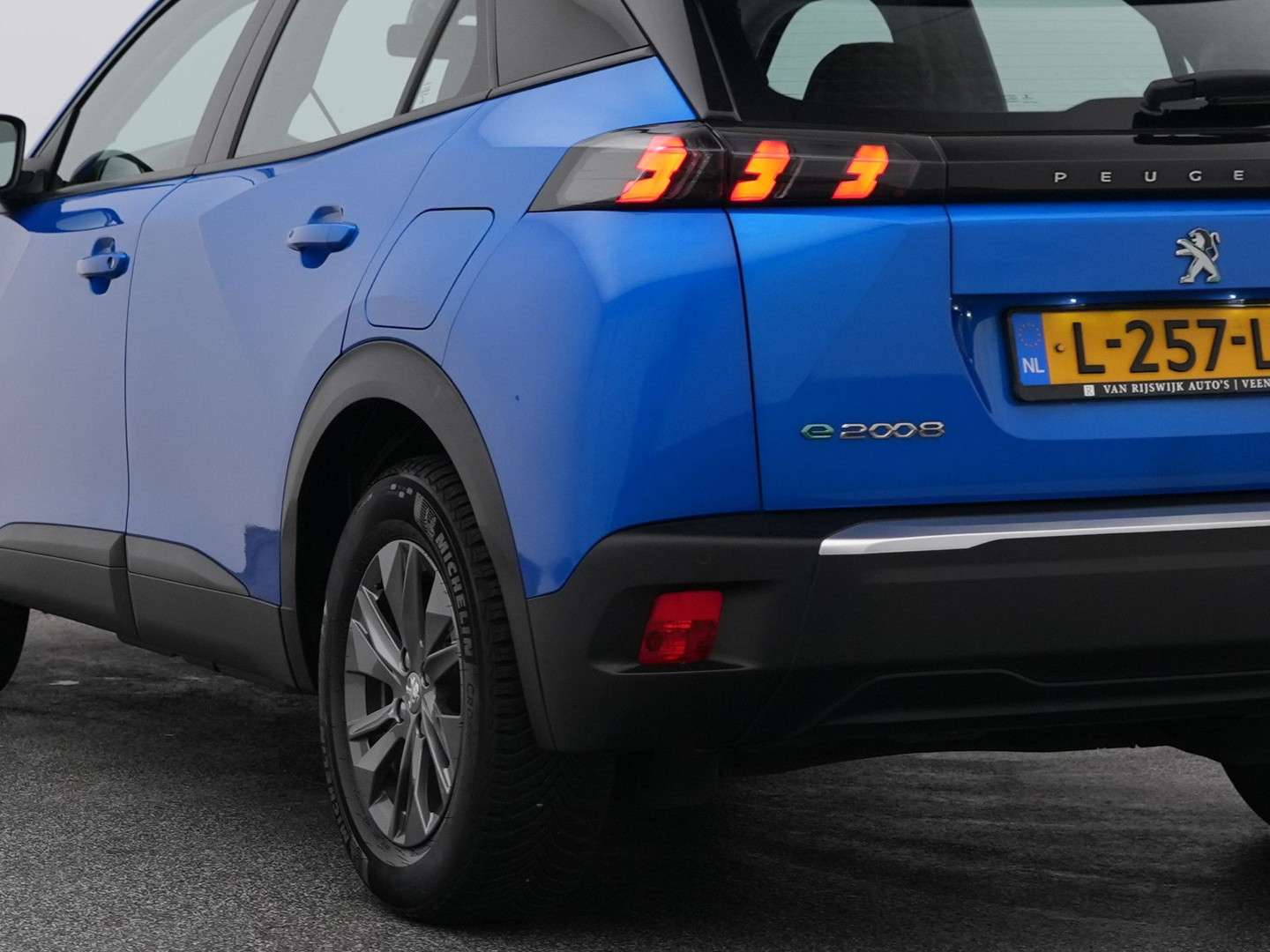Peugeot Peugeot