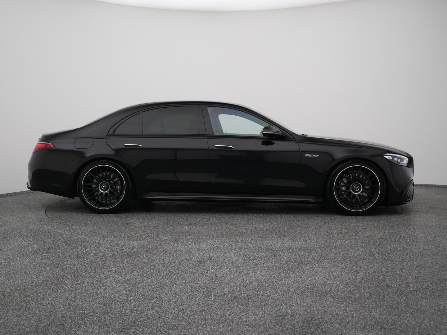 Mercedes-Benz Mercedes-Benz