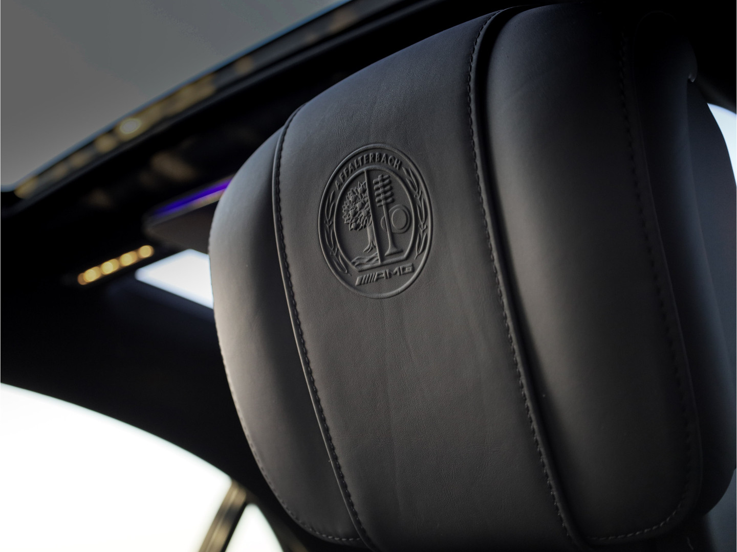 Mercedes-Benz Mercedes-Benz