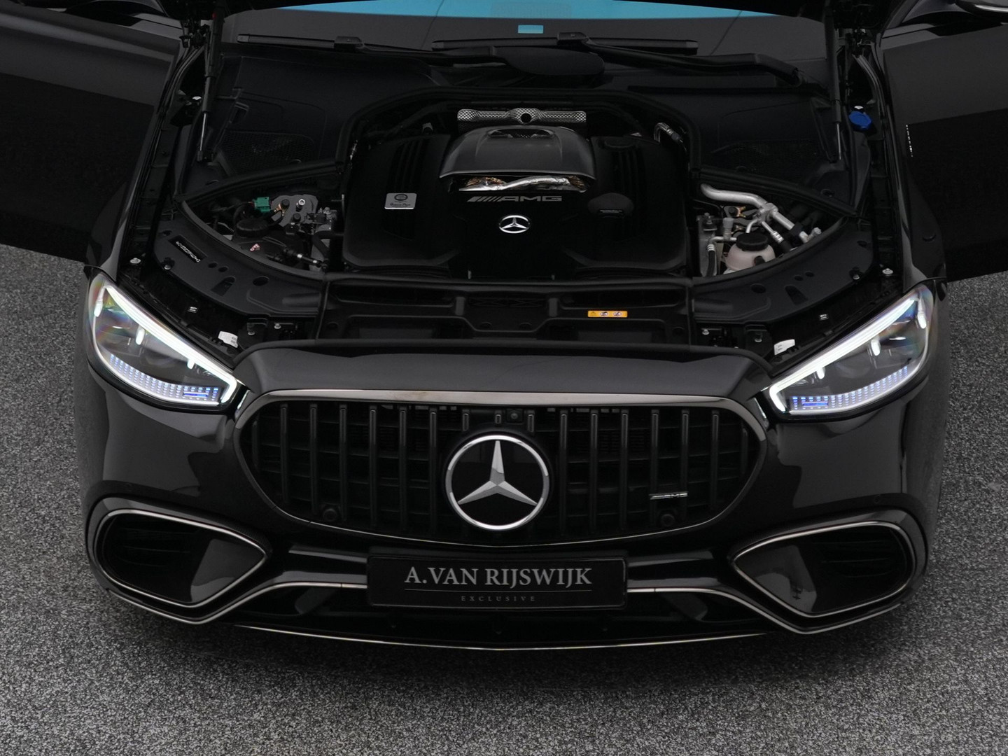 Mercedes-Benz Mercedes-Benz