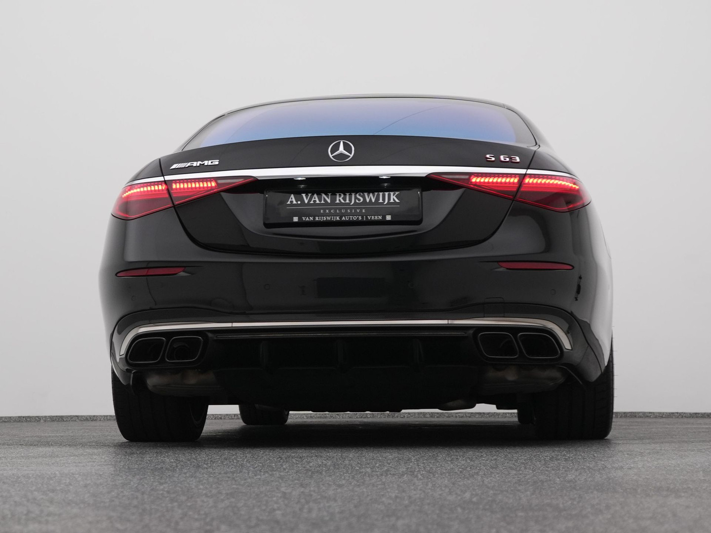 Mercedes-Benz Mercedes-Benz