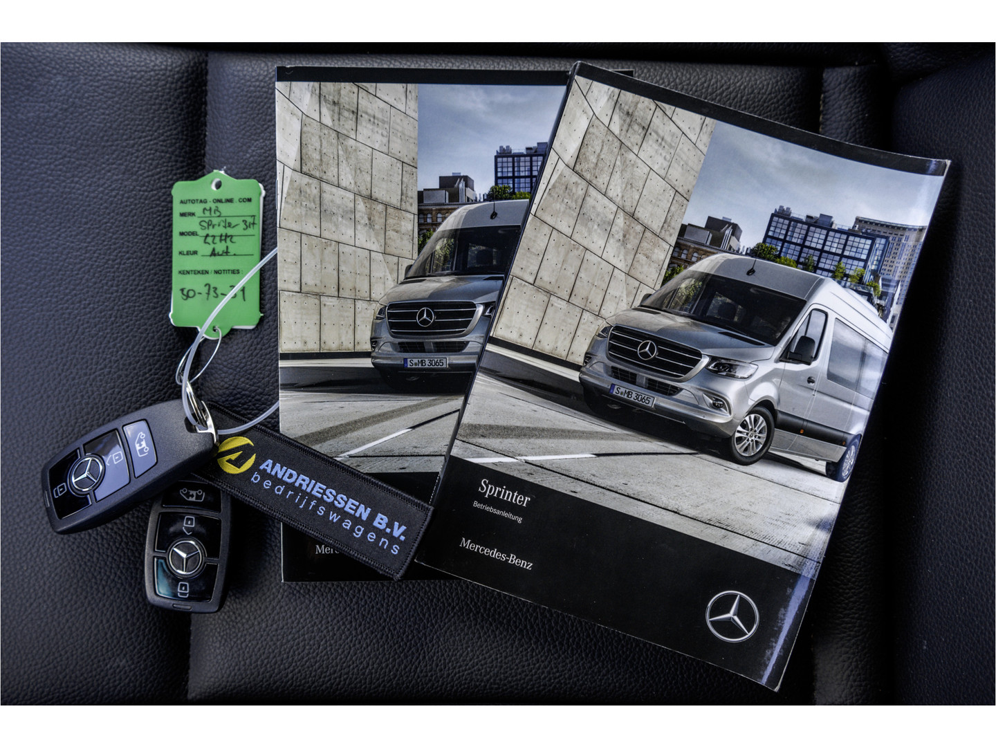 Mercedes-Benz Mercedes-Benz