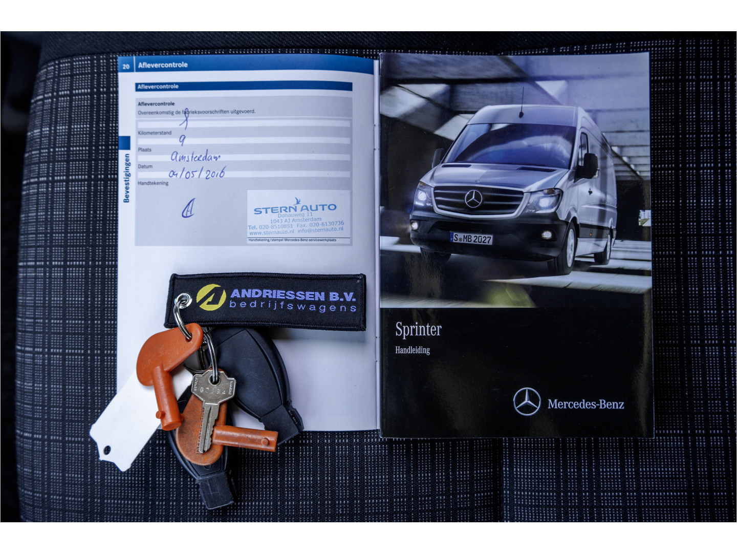 Mercedes-Benz Mercedes-Benz