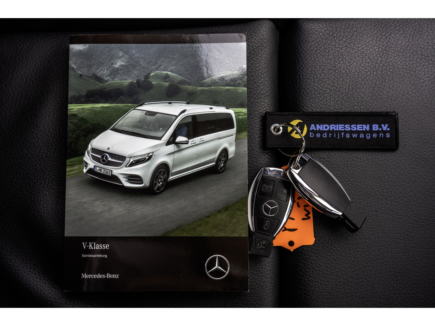 Mercedes-Benz Mercedes-Benz