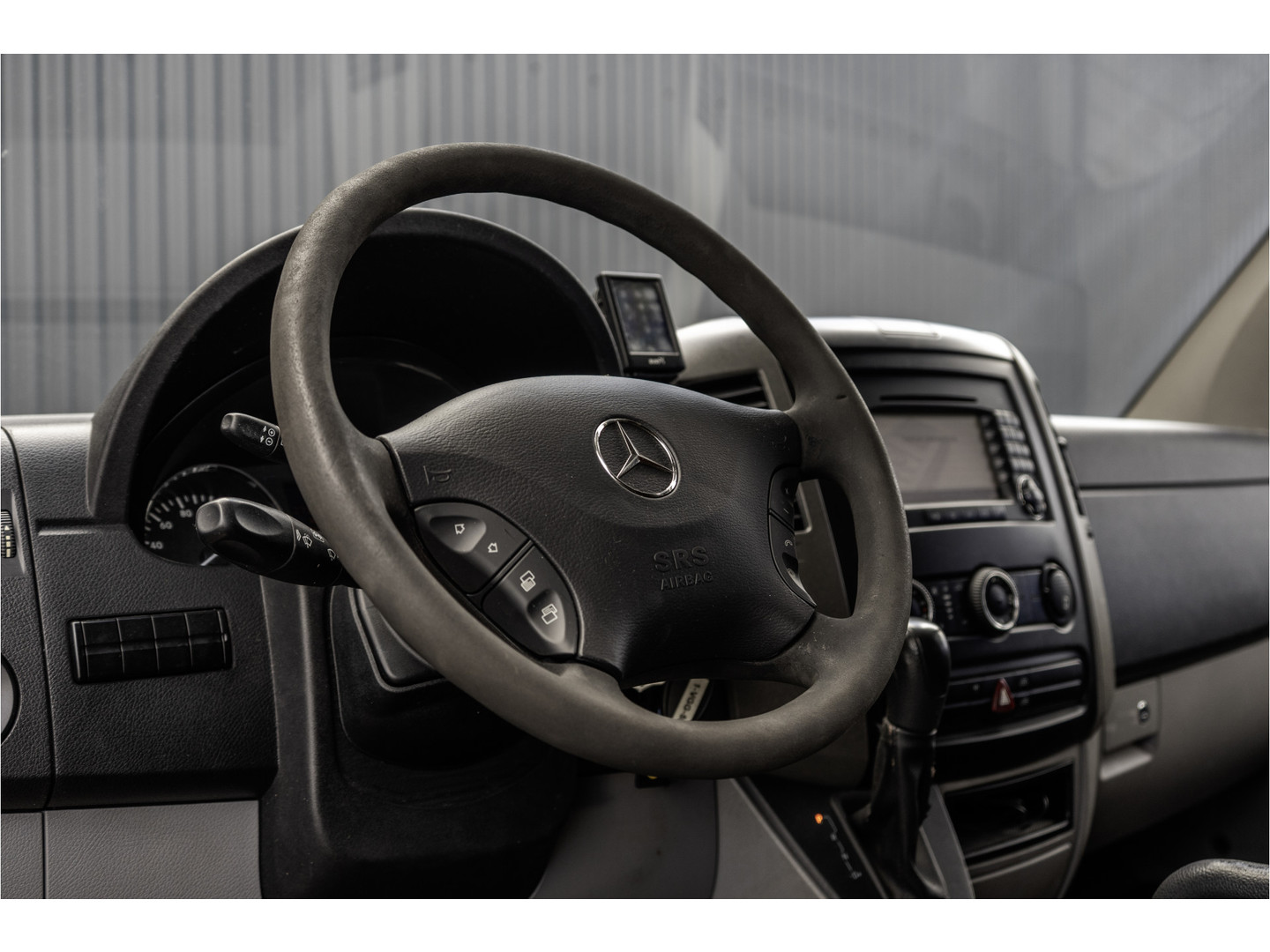 Mercedes-Benz Mercedes-Benz