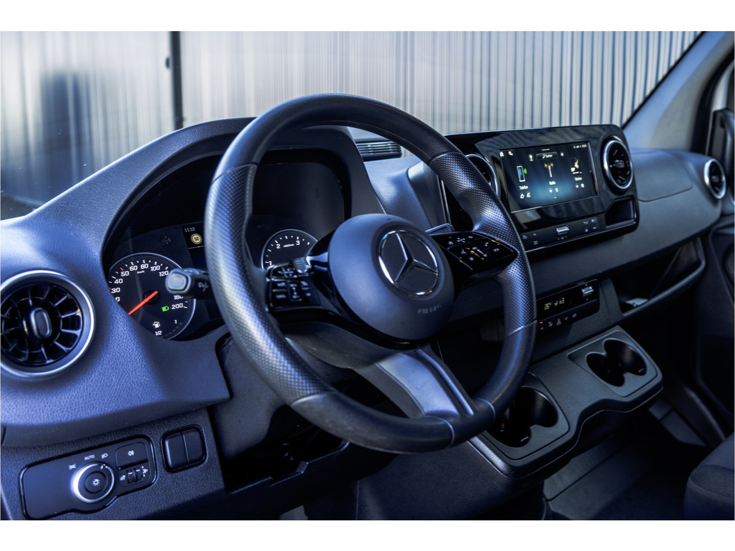 Mercedes-Benz Mercedes-Benz