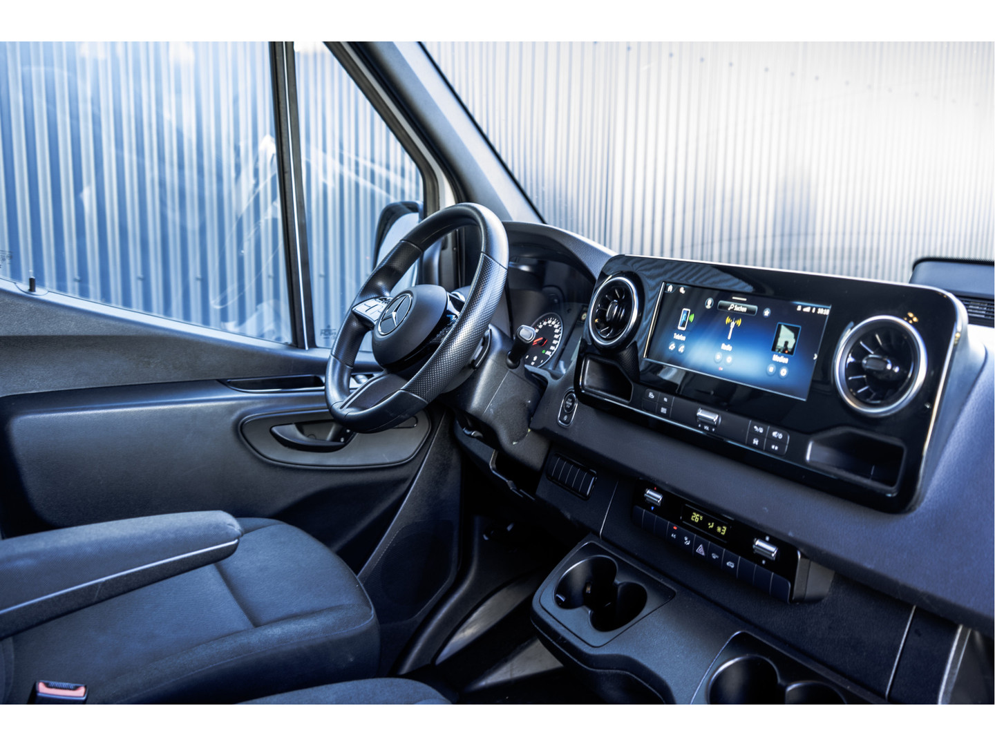 Mercedes-Benz Mercedes-Benz