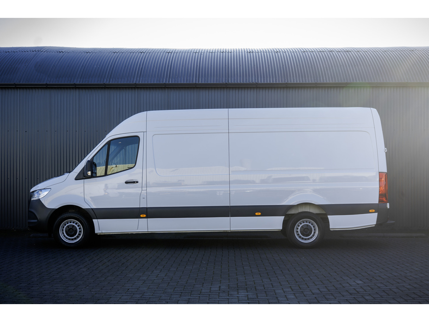 Mercedes-Benz Mercedes-Benz