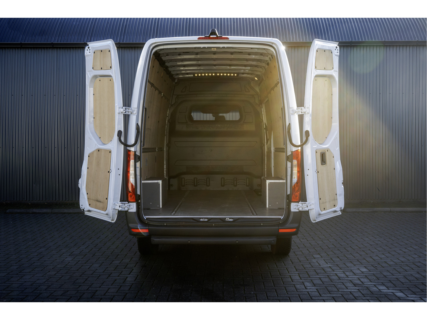 Mercedes-Benz Mercedes-Benz