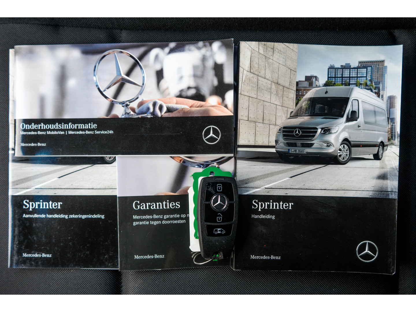 Mercedes-Benz Mercedes-Benz